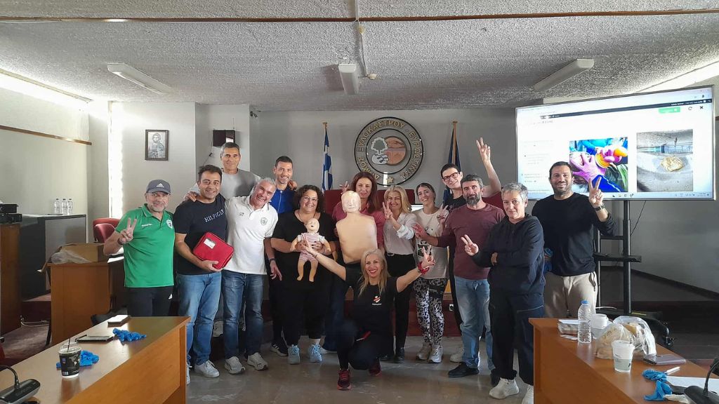 Εκπαίδευση ΚΑΡΠΑ και Χρήσης Απινιδωτή στο πλαίσιο της δωρεάς απινιδωτών από την Περιφέρεια Πελοποννήσου