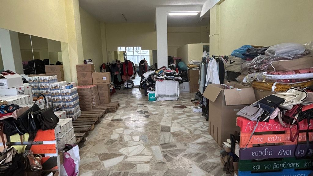 Διανομή τροφίμων και ειδών ρουχισμού από την Κοινωνική Ιματιοθήκη του Δήμου Ξυλοκάστρου – Ευρωστίνης