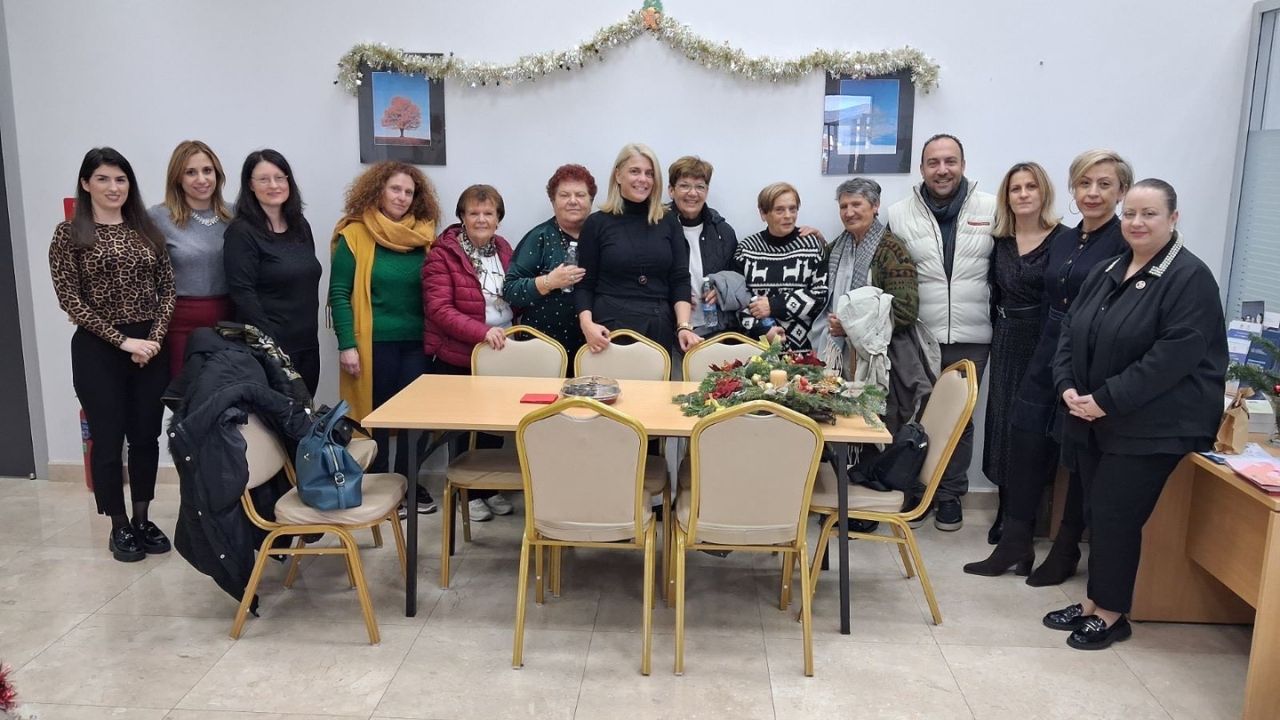 Δράσεις εξωστρέφειας και αλληλεγγύης από τα ΚΑΠΗ – Τετάρτη 17 Δεκεμβρίου