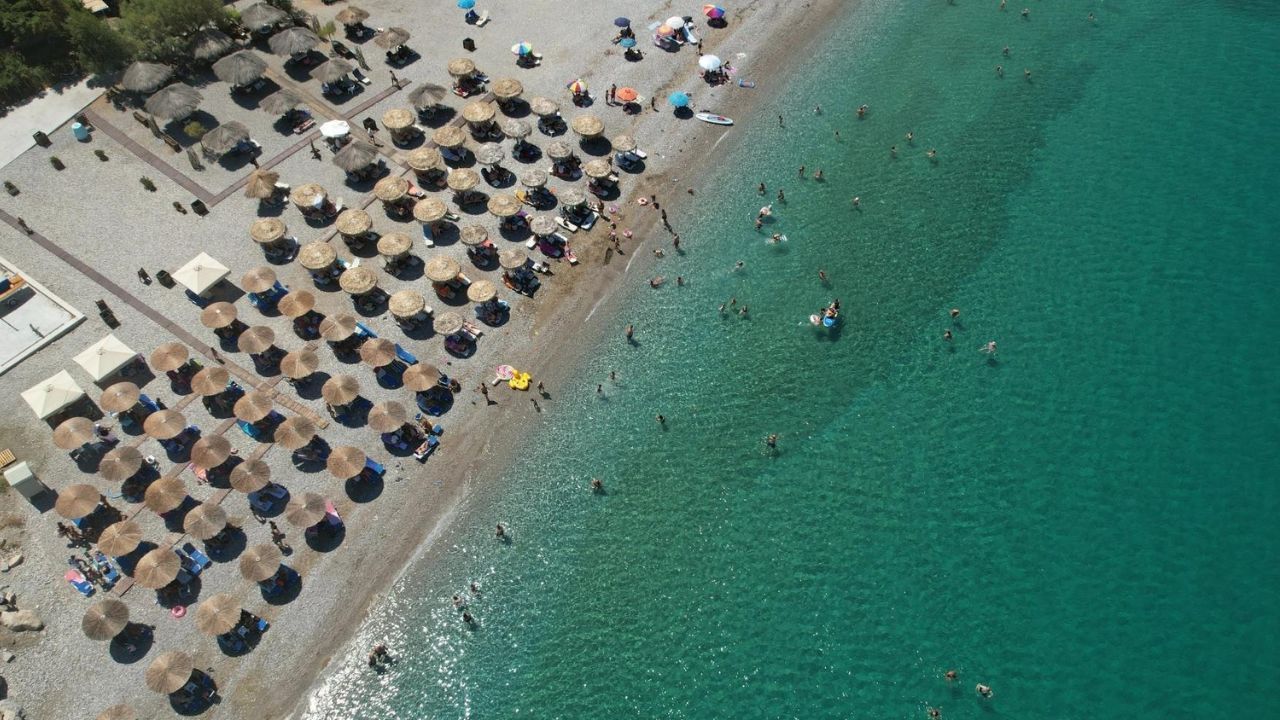 athensvoice.gr - Ξυλόκαστρο: Το καλοκαίρι βρίσκεται σε απόσταση αναπνοής από την Αθήνα